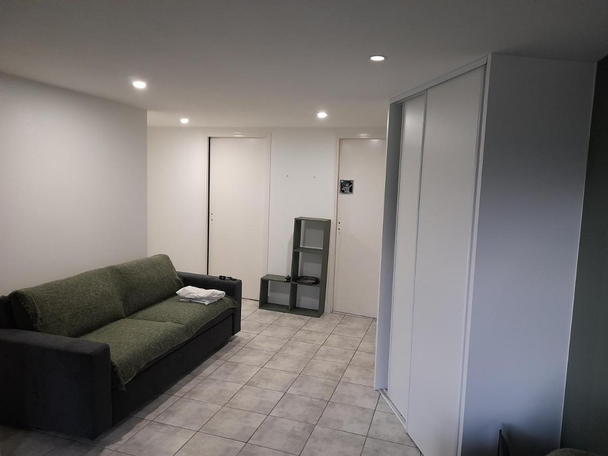 A 5 Mns Du Puy De Dome Avec Vue Imprenable Studio Rez De Jardin 24M2 Neuf A Laschamps Saint-Genes-Champanelle Экстерьер фото